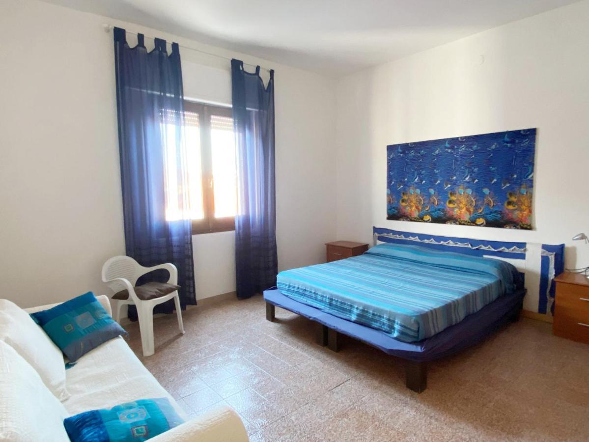 I Fenicotteri - Appartamenti Sul Mare Calasetta Exterior foto