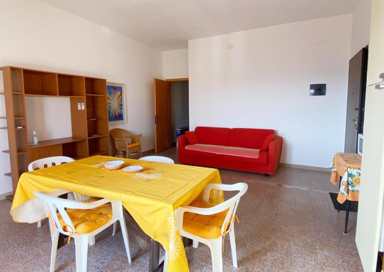 I Fenicotteri - Appartamenti Sul Mare Calasetta Exterior foto