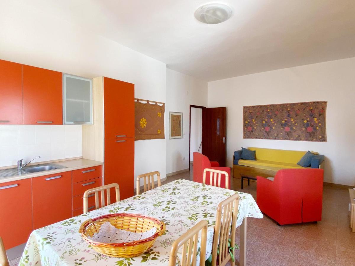 I Fenicotteri - Appartamenti Sul Mare Calasetta Exterior foto