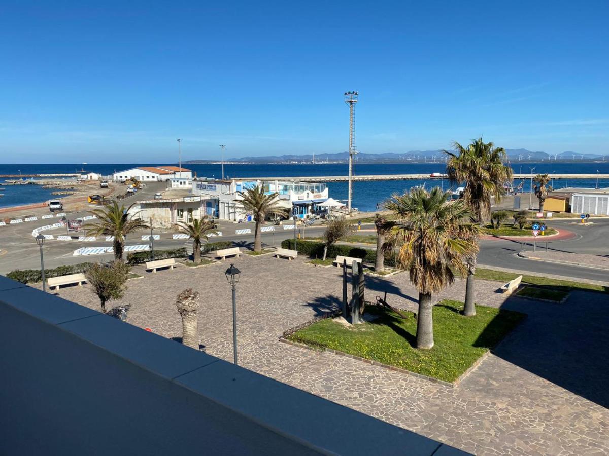 I Fenicotteri - Appartamenti Sul Mare Calasetta Exterior foto